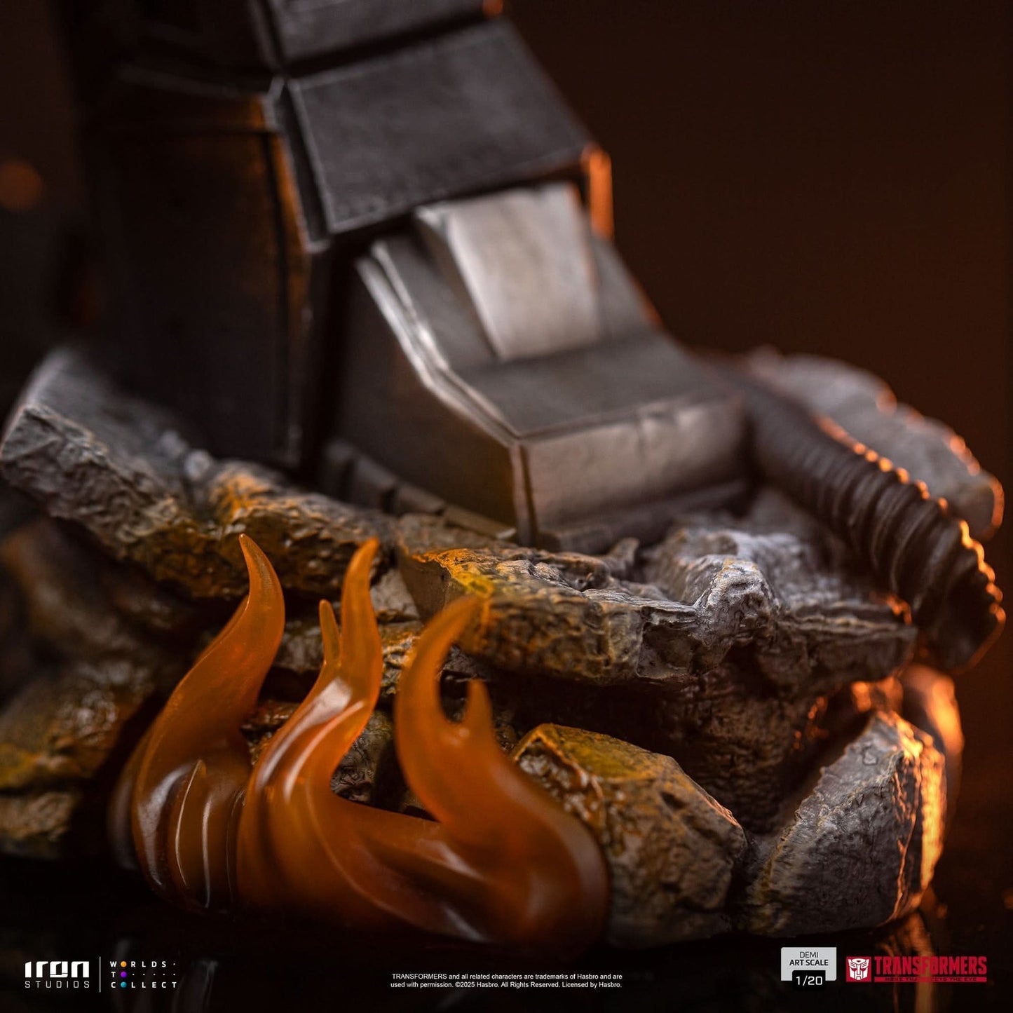 Statue Megatron - Transformers - Demi Scale 1/20