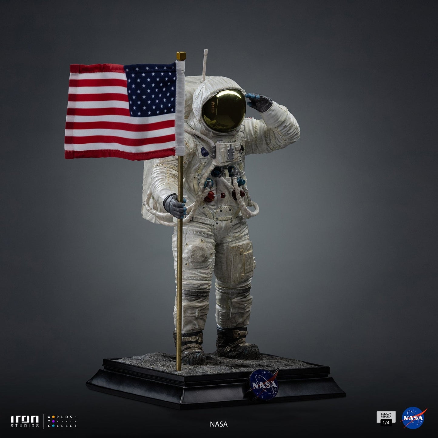 Statue Apollo 11 Astronaut - Nasa - Legacy Replica 1/4