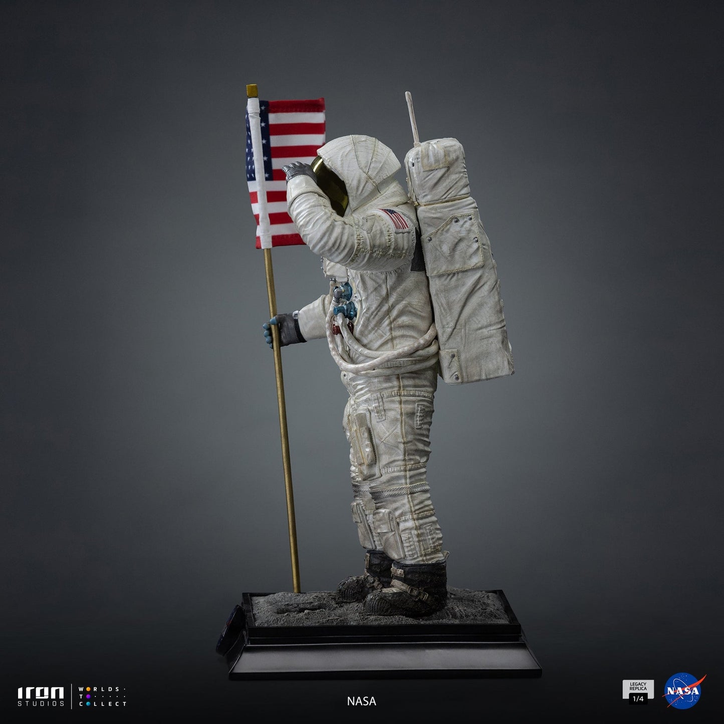 Statue Apollo 11 Astronaut - Nasa - Legacy Replica 1/4
