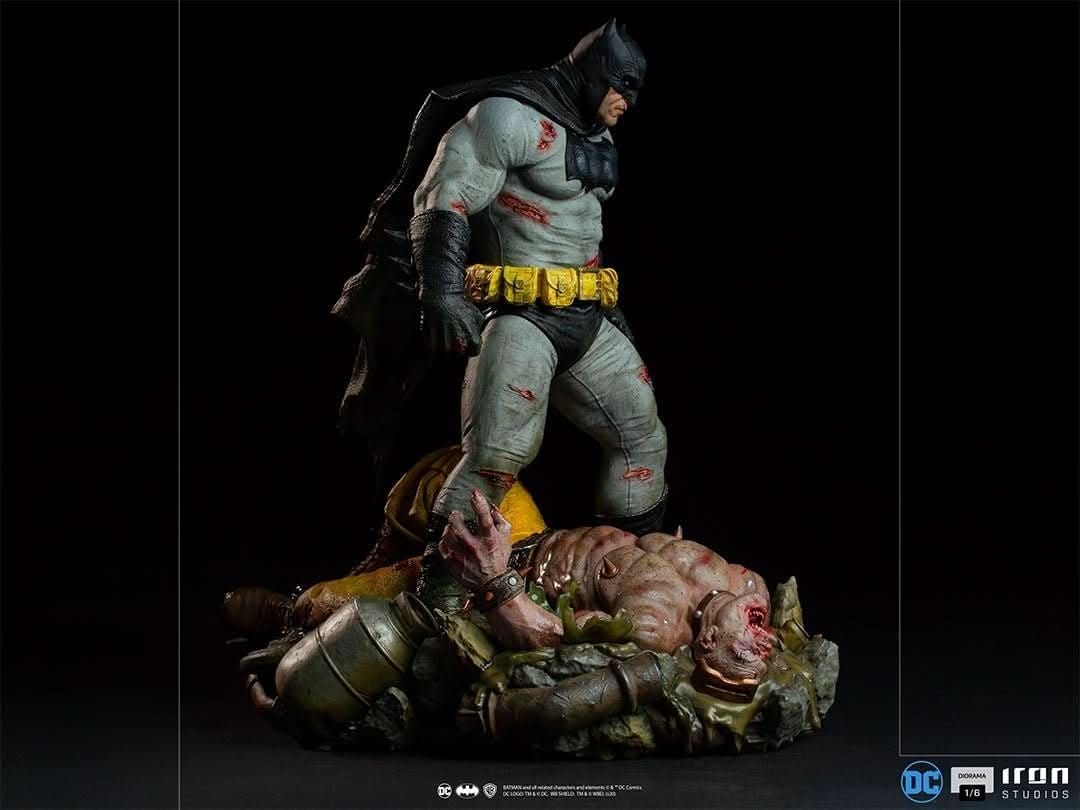 Statue Batman – The Dark Knight Returns – DC Comics – Diorama 1/6