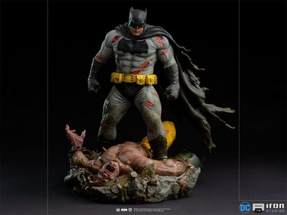 Statue Batman – The Dark Knight Returns – DC Comics – Diorama 1/6
