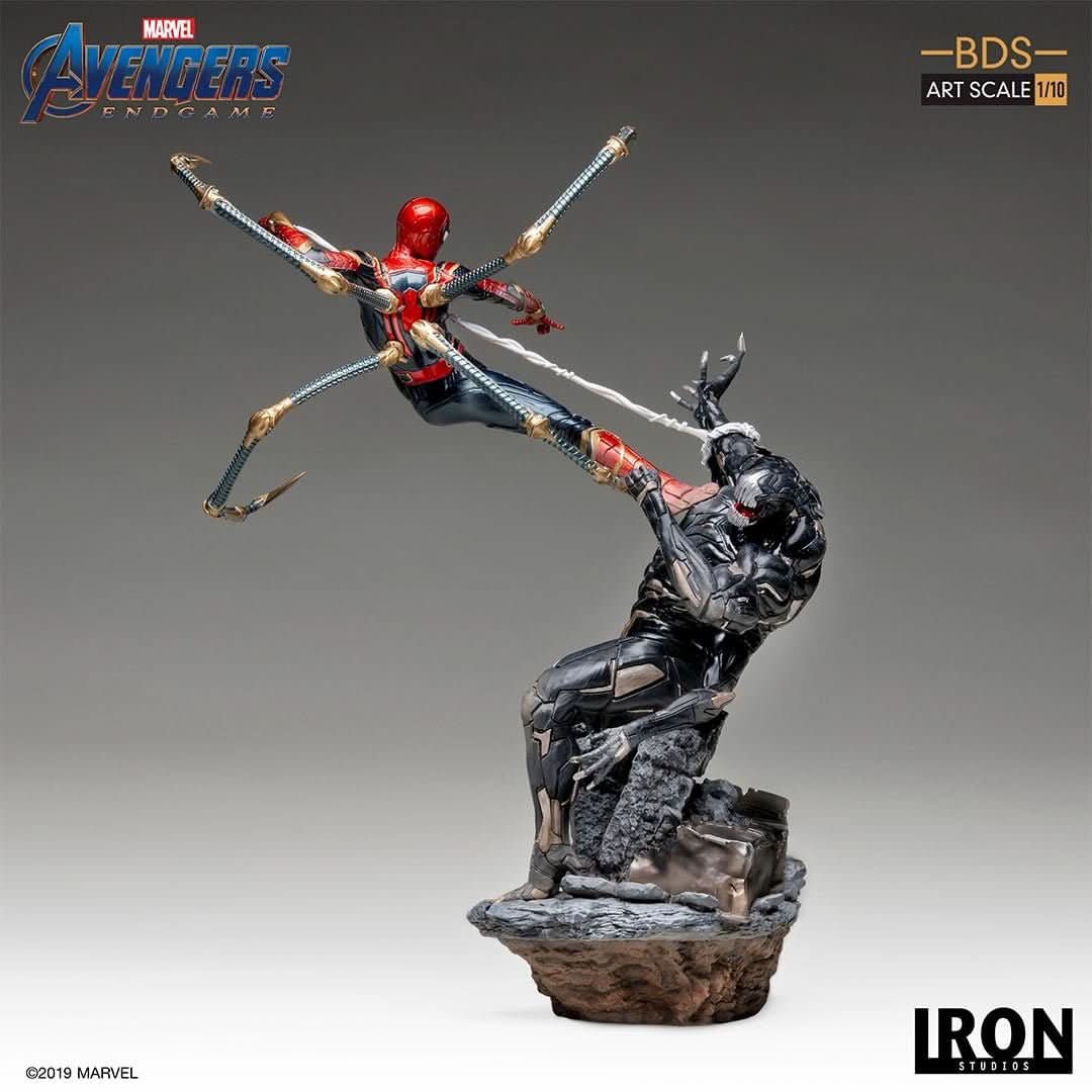 Statue Iron Spider Vs Outrider - Avengers: Endgame - Art Scale - Marvel Comics