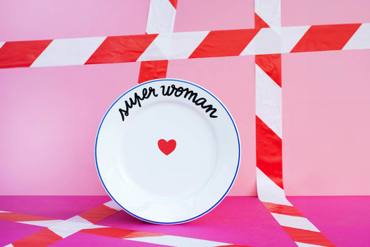 Assiette LA FAMILLE S'ÉCLATE - Super Woman 