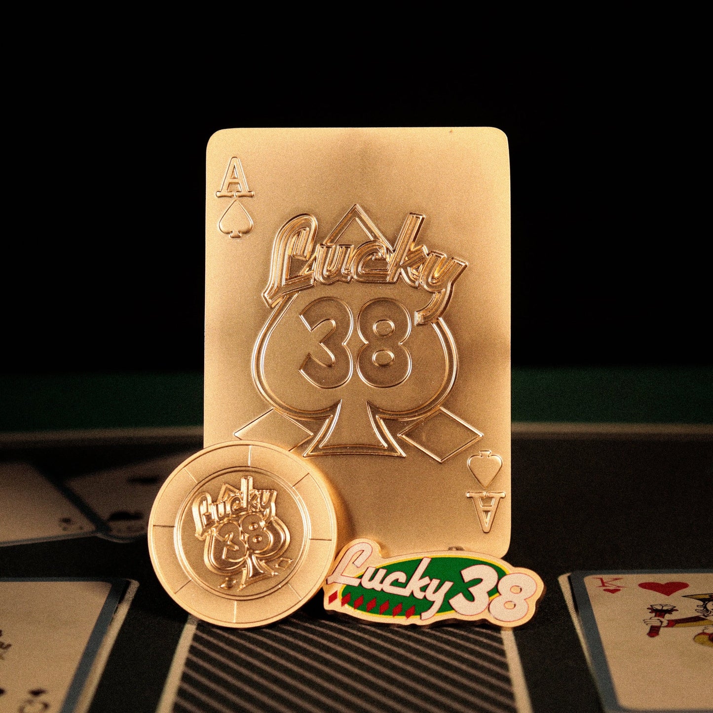 Objet collector Fallout New Vegas - Lucky 38 Imitation Gold Casino SetSObjet collector Fallout New Vegas - Lucky 38 Imitation Gold Casino SeteObjet collector Fallout New Vegas - Lucky 38 Imitation Gold Casino SettObjet collector Fallout New Vegas - Lucky 38 Imitation Gold Casino Set Objet collector Fallout New Vegas - Lucky 38 Imitation Gold Casino SetcObjet collector Fallout New Vegas - Lucky 38 Imitation Gold Casino SetoObjet collector Fallout New Vegas - Lucky 38 Imitation Gold Casino SetlObjet collector