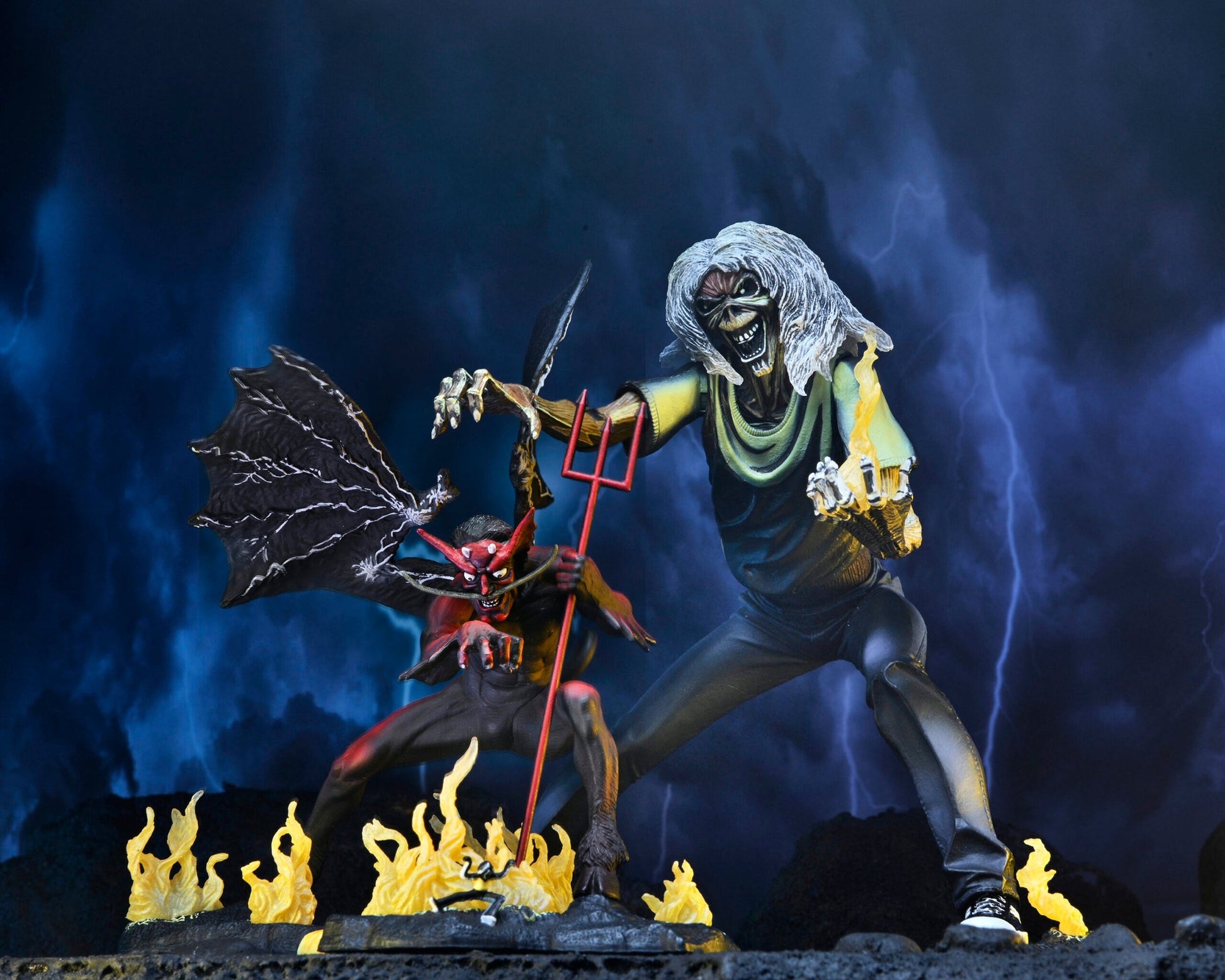 7 scale action figure set ultimate number of the beast 40th anniversary neca