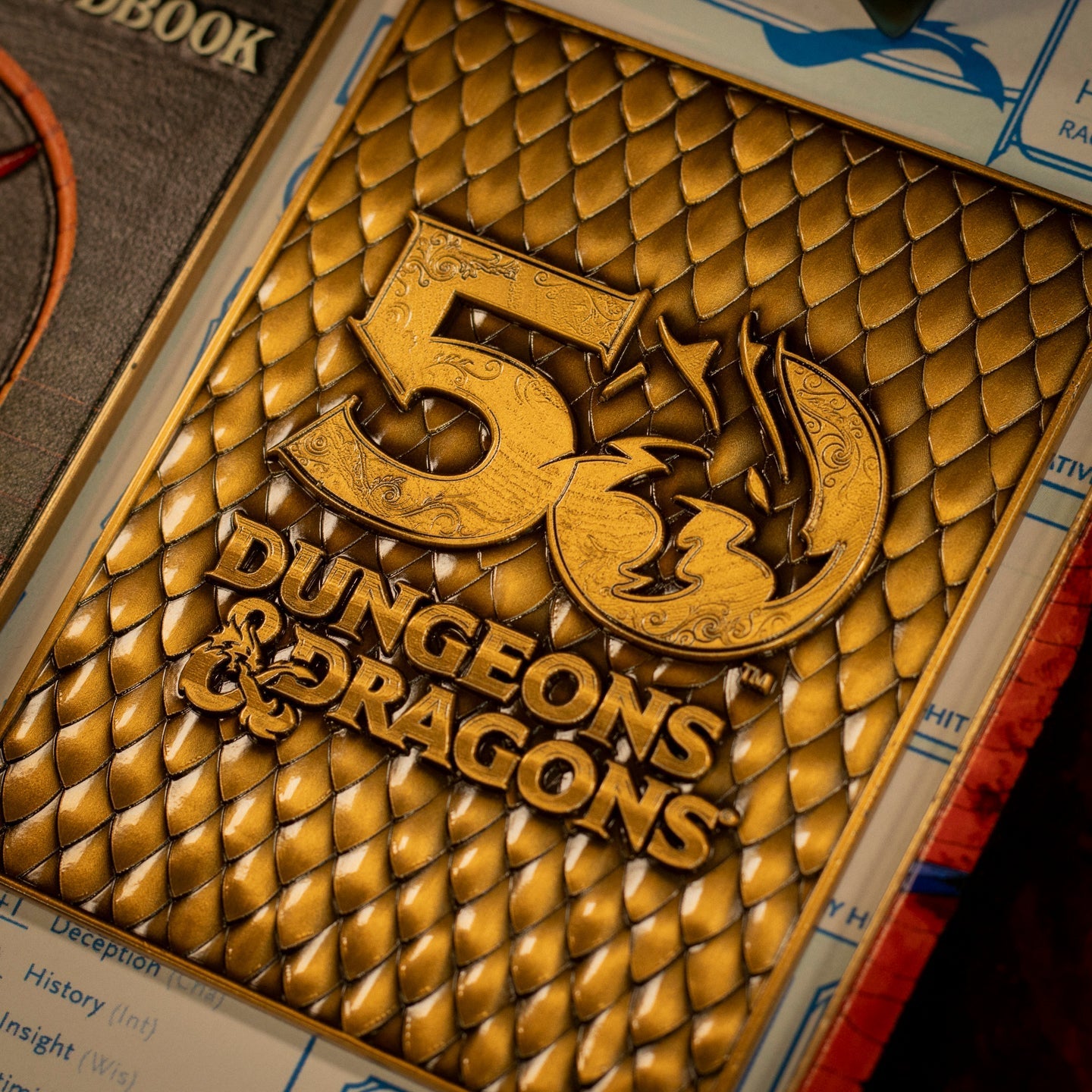 Set de lingots collector Dungeons & Dragons - 50th Anniversary 1st Edition Book CoverSSet de lingots collector Dungeons & Dragons - 50th Anniversary 1st Edition Book CovereSet de lingots collector Dungeons & Dragons - 50th Anniversary 1st Edition Book CovertSet de lingots collector Dungeons & Dragons - 50th Anniversary 1st Edition Book Cover Set de lingots collector Dungeons & Dragons - 50th Anniversary 1st Edition Book CoverdSet de lingots collector Dungeons & Dragons - 50th Anniversary 1st Edition Book Co