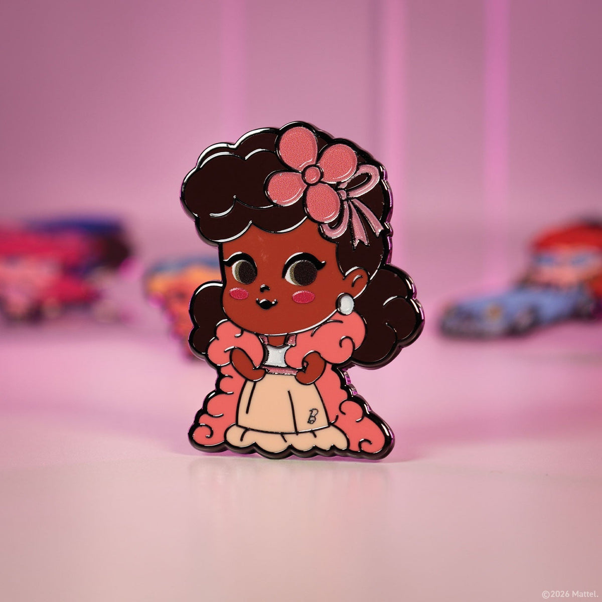 Display de 12 blind boxes Barbie - pin’s mystère - mise en situation 13