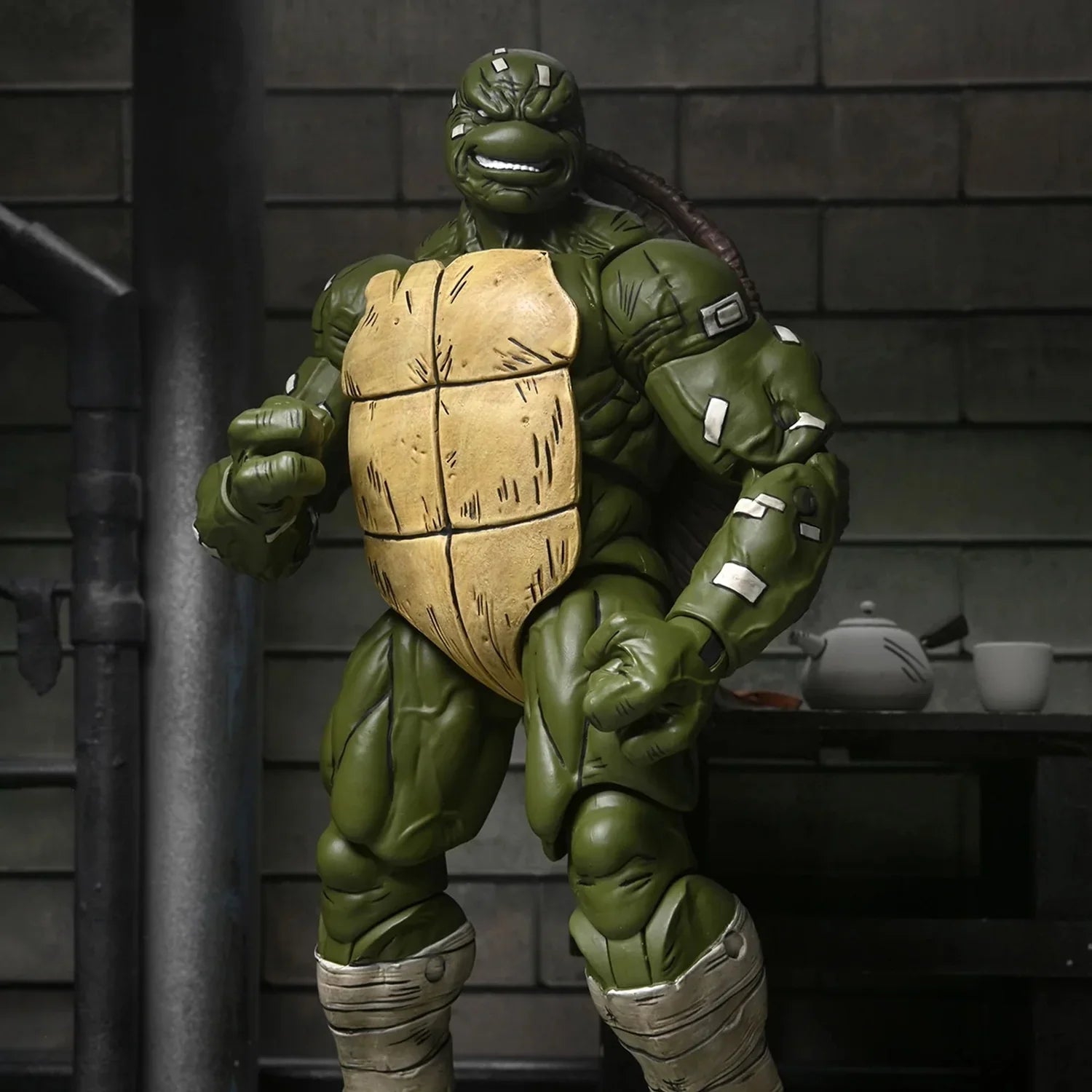 teenage mutant ninja turtles the last ronin 7 scale action figure battle damaged ronin neca