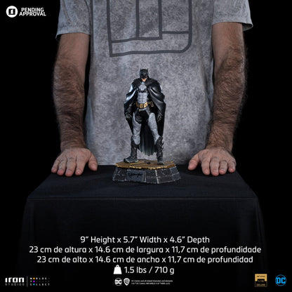 Statue Batman by Rafael Grampá (Signed Version) - DC Comics Series #9 - Art Scale 1/10