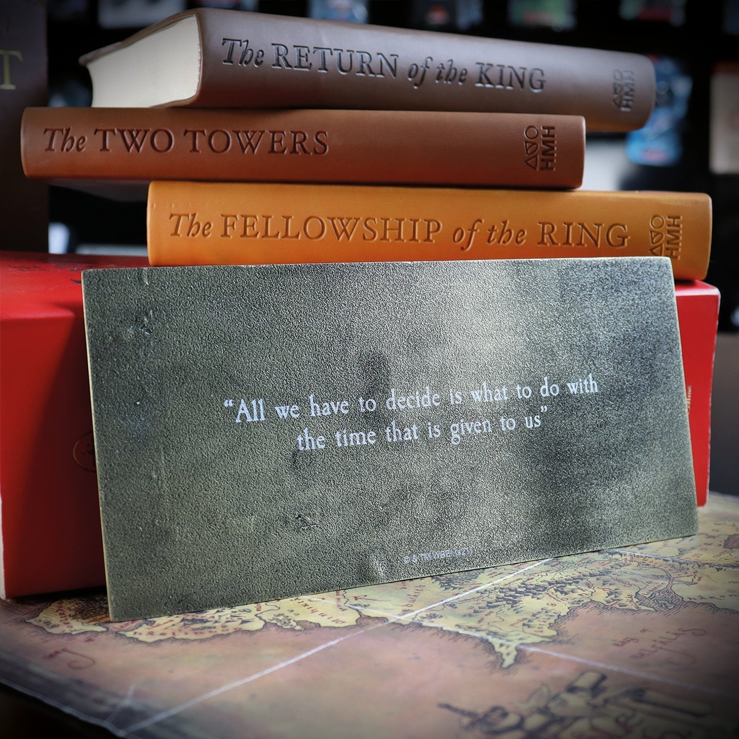 Objet collector Le Seigneur des Anneaux - The Fellowship PlaquePObjet collector Le Seigneur des Anneaux - The Fellowship PlaquelObjet collector Le Seigneur des Anneaux - The Fellowship PlaqueaObjet collector Le Seigneur des Anneaux - The Fellowship PlaqueqObjet collector Le Seigneur des Anneaux - The Fellowship PlaqueuObjet collector Le Seigneur des Anneaux - The Fellowship PlaqueeObjet collector Le Seigneur des Anneaux - The Fellowship Plaque Objet collector Le Seigneur des Anneaux - The Fellowship Plaqued
