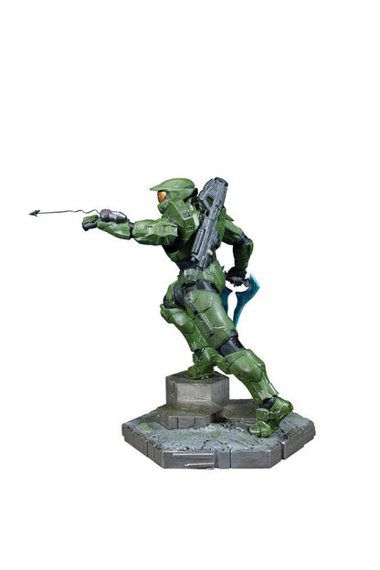 Master Chief &amp; Grappleshot Statuette - PRE-ORDER*