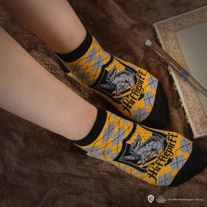 HARRY POTTER – Hufflepuff – Set mit 3 Paar Socken 